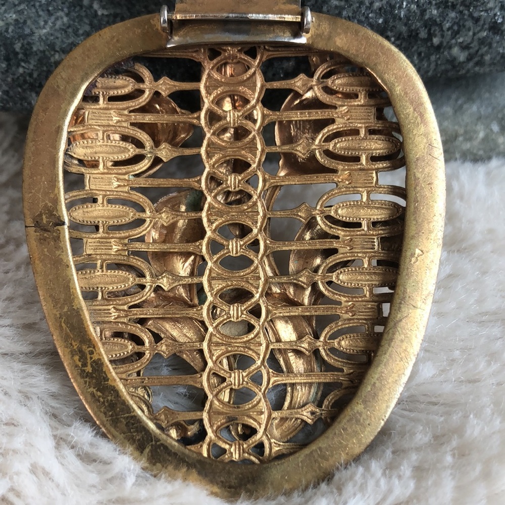 Art Nouveau Deco Brass Repousse Filigree German Style Dress Clip - Picture 7 of 17